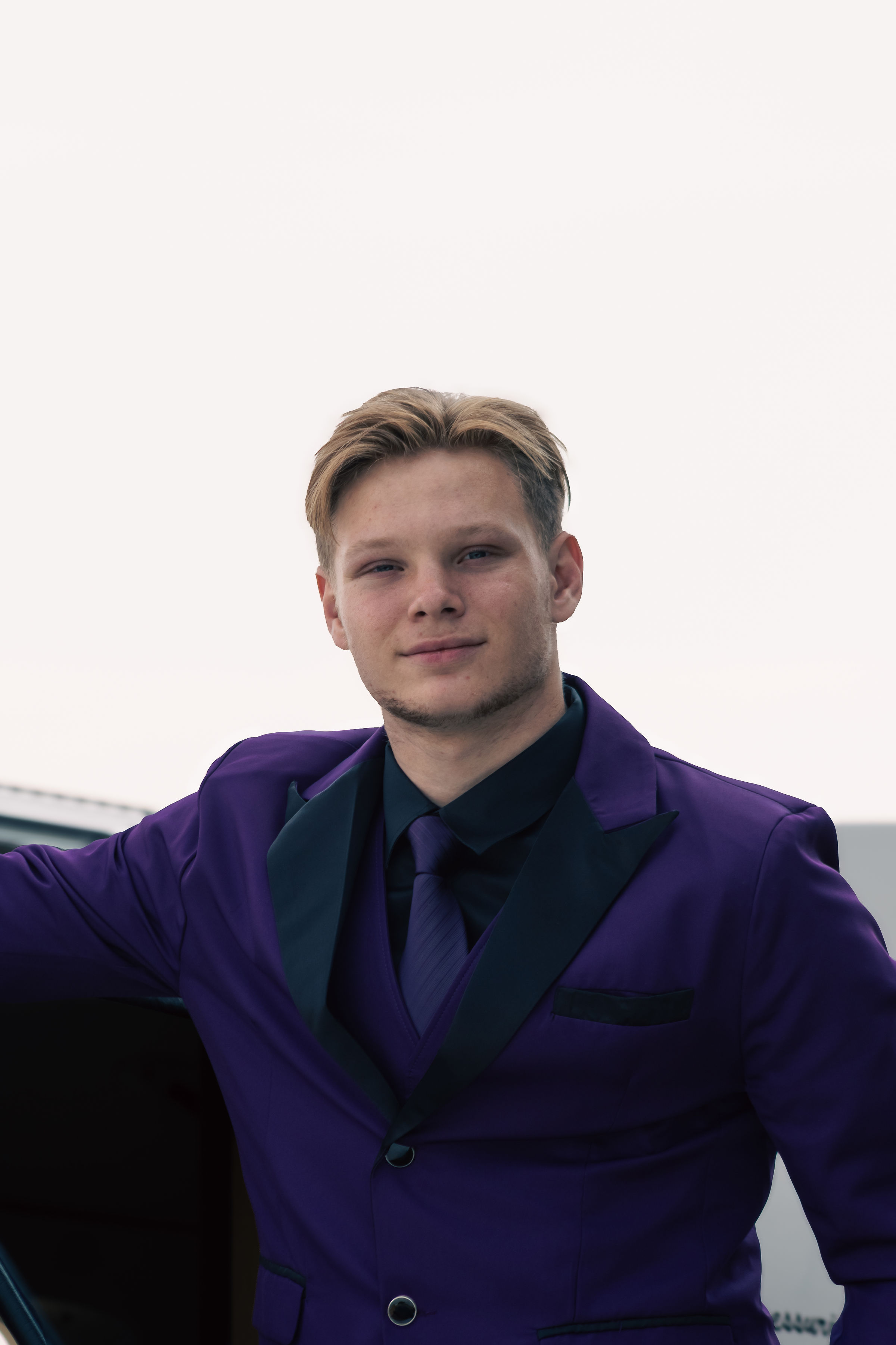 Wedding-style portrait by Fijn Foto